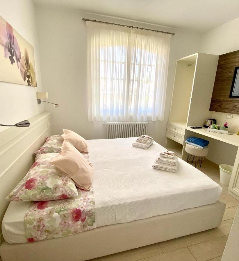 Bellaisa Bed & Breakfast Camaiore Exterior photo