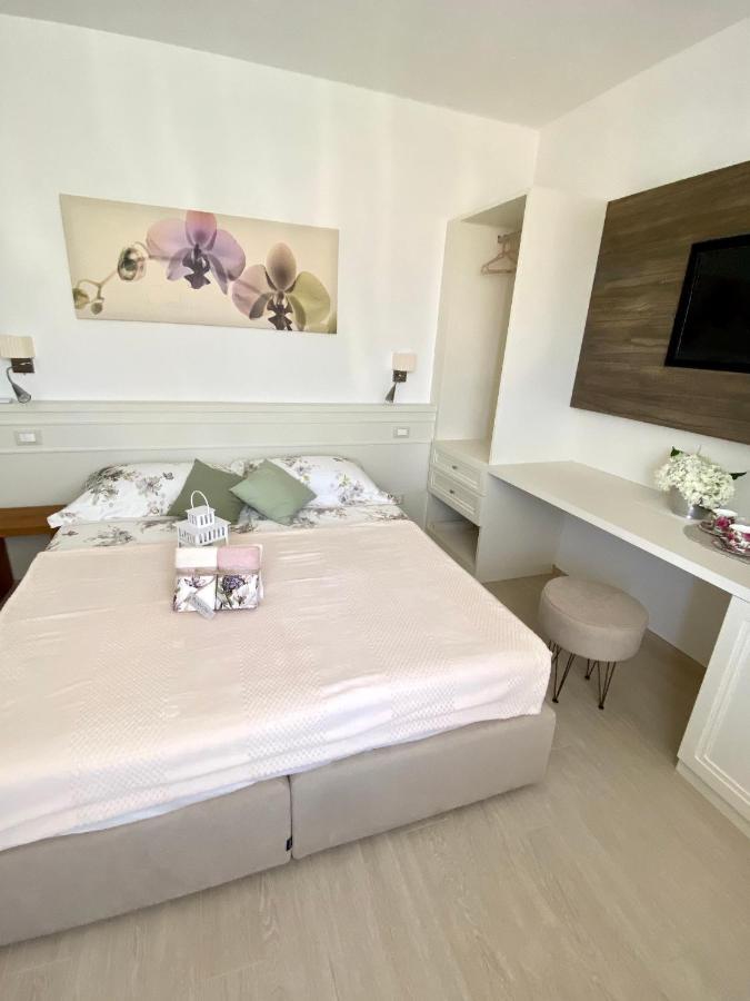 Bellaisa Bed & Breakfast Camaiore Exterior photo