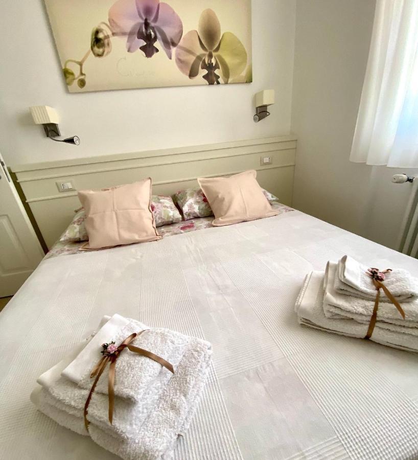 Bellaisa Bed & Breakfast Camaiore Exterior photo